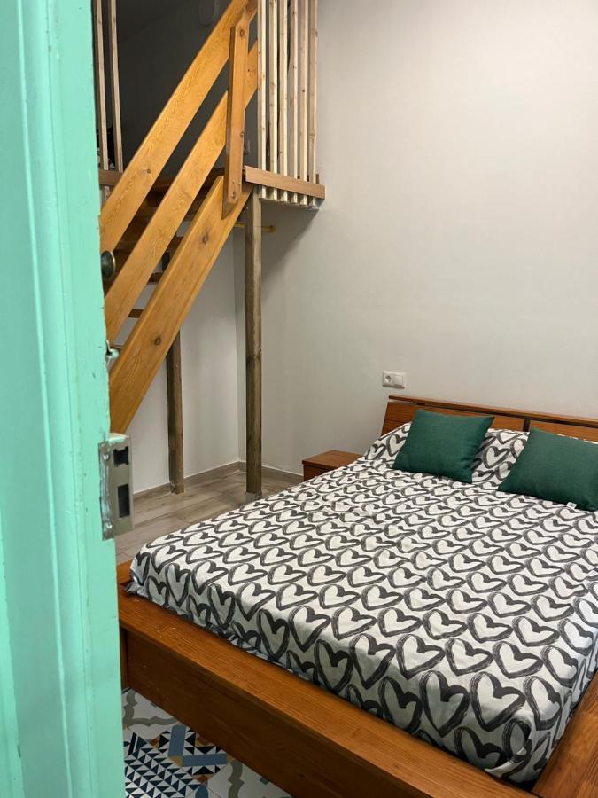 Hotel Alzira Bonita Habitacion Verde Con Bano Privado Extérieur photo